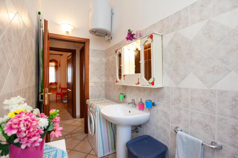 Sunrise a Budoni - Appartamento con Piscina e Mare