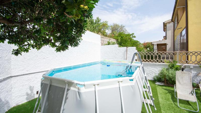 Casa Lisa a Nuoro - Lussuoso appartamento con piscina