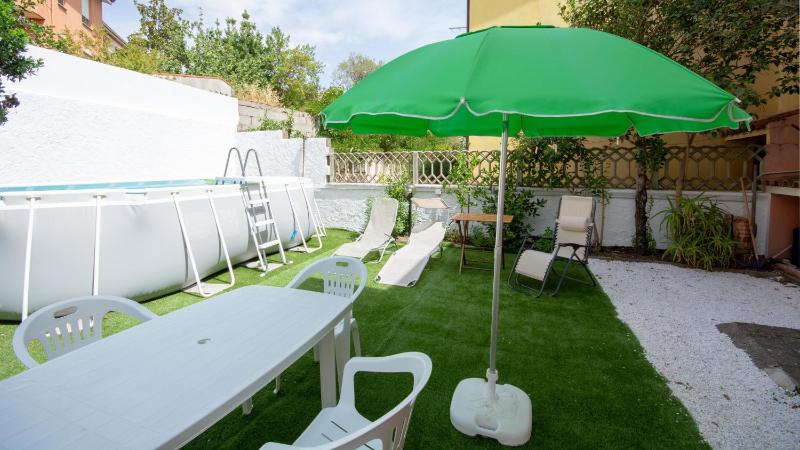 Casa Lisa a Nuoro - Lussuoso appartamento con piscina