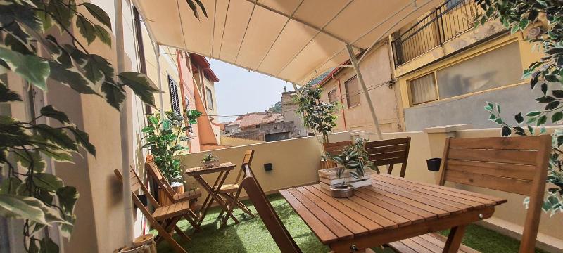 SUITE BLANC a Guspini - Eleganti monolocali centrali