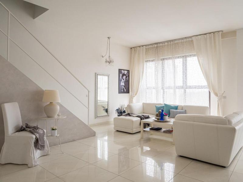The Best Rent - Spacious apartment with balcony in viale Monza — отель в Милане, Италия