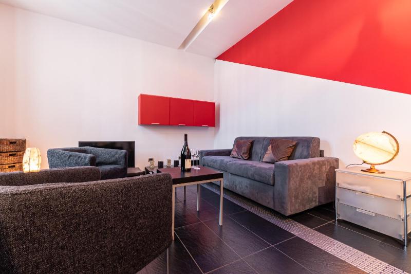 Prestige Boutique Homes-Marghera — отель с удобствами в Милане