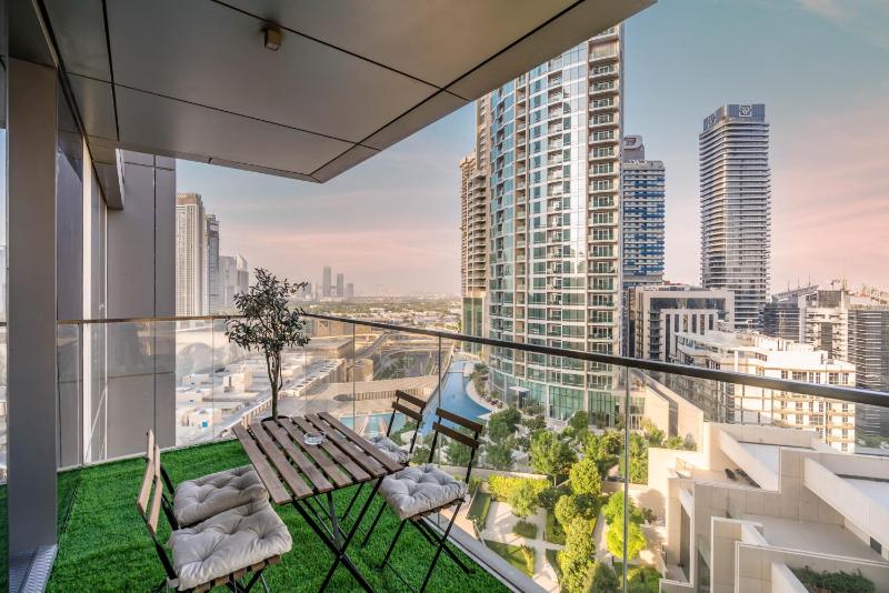 Lux BnB Boulevard Point Sky Line Views — комфортный отель в Дубае