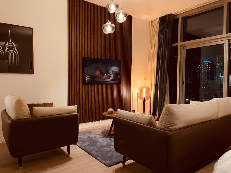 Luxury apartment on the metro facing Dubai Marina — отель в Дубае, Объединенные Арабские Эмираты