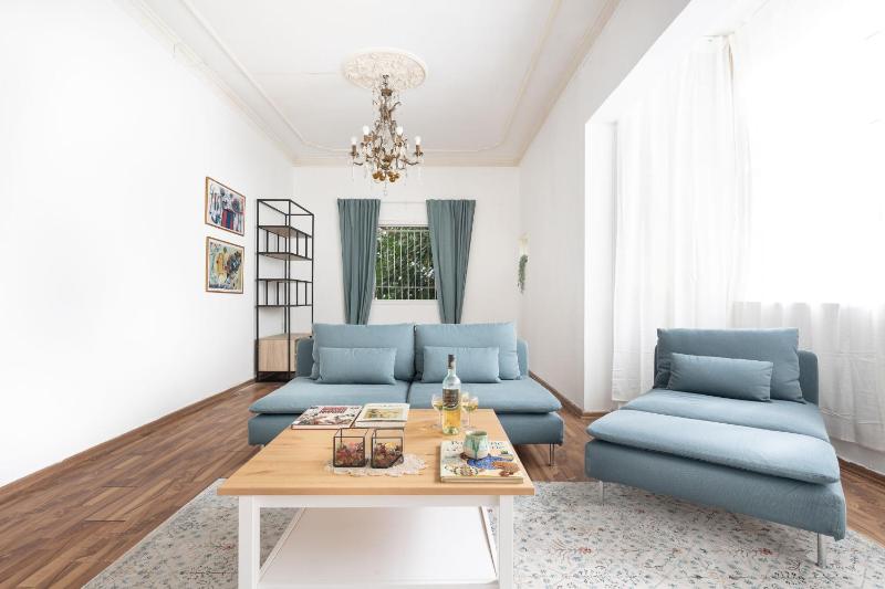 Beautiful Urban Apartment In The Heart of Tel-Aviv by Sea N' Rent — отзывы гостей и цены