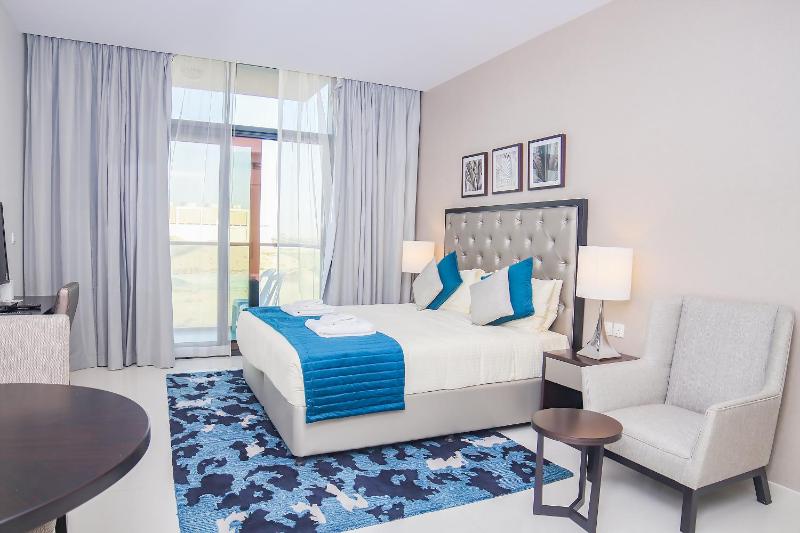 SHH - Funished Studio with Balcony in Damac Celestia, Dubai South Near Expo — отель с удобствами в Дубае
