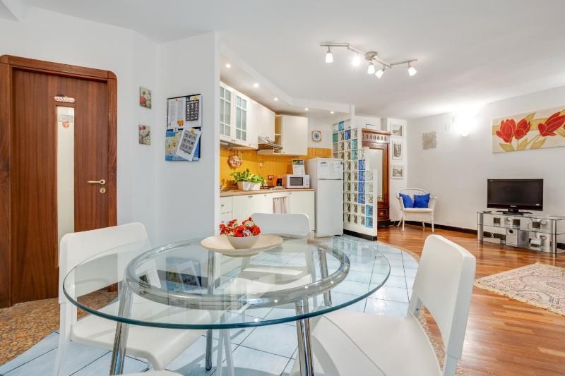 Цены на Casa Querida Central & Elegant Flat в Неаполе