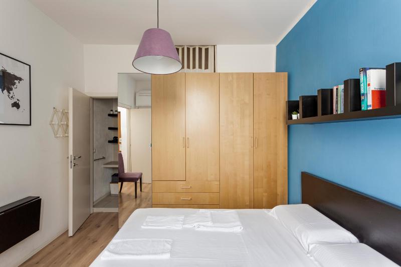 The place, your place to be - Via Tadino — комфортный отель в Милане