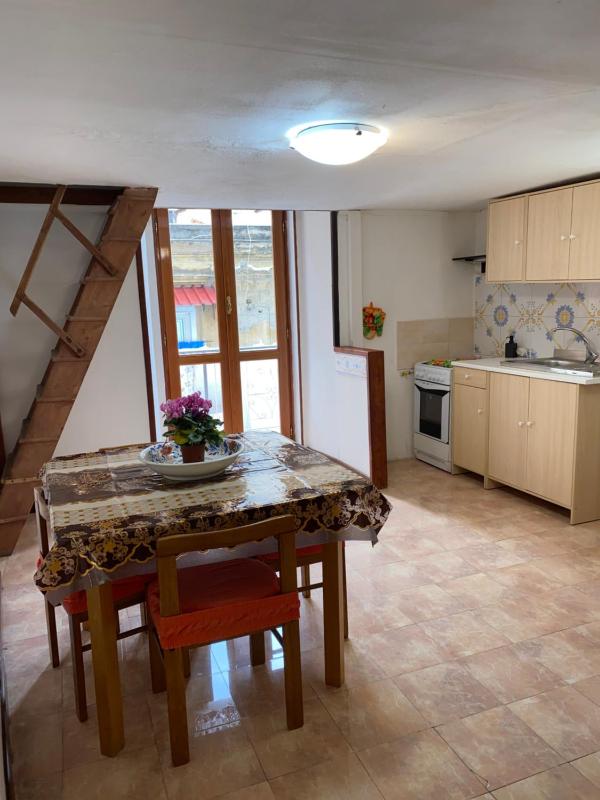 Цены на La Casa Di Gemma в Неаполе