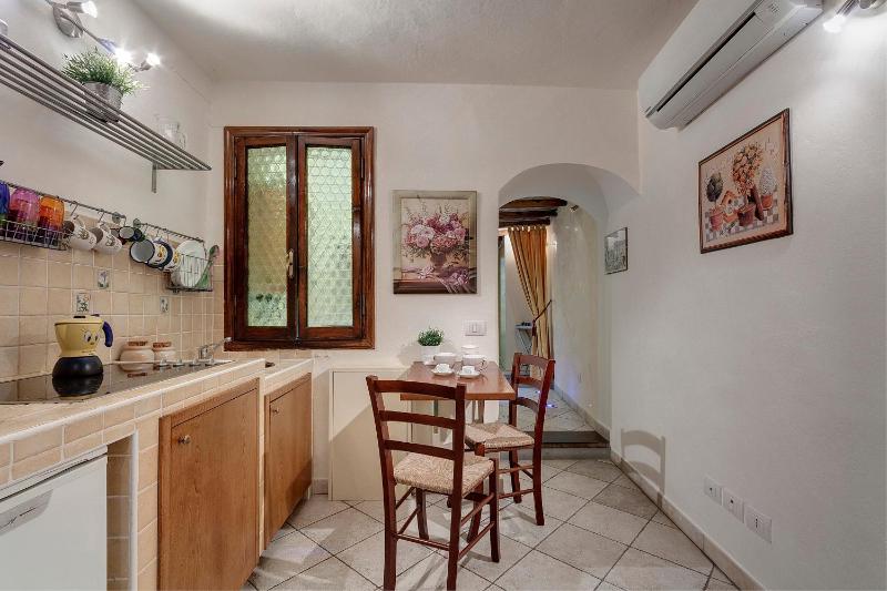 Mamo Florence - Brigitte Apartment — отель с удобным расположением в Флоренции