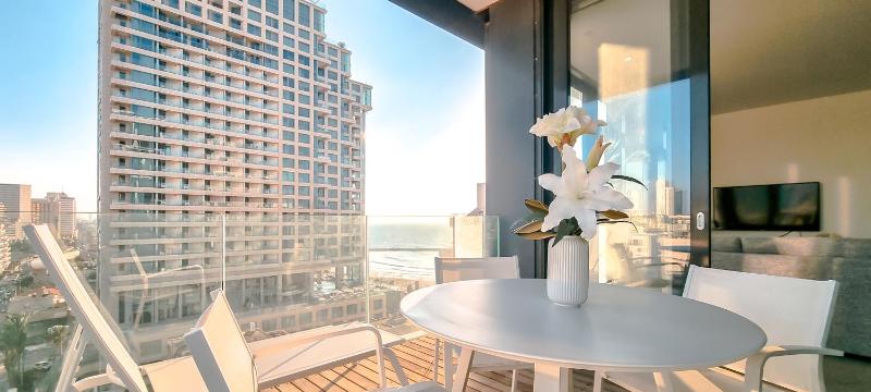 BnBIsrael apartments - HaYarkon Orchide — отель в Тель-Авиве, Израиль