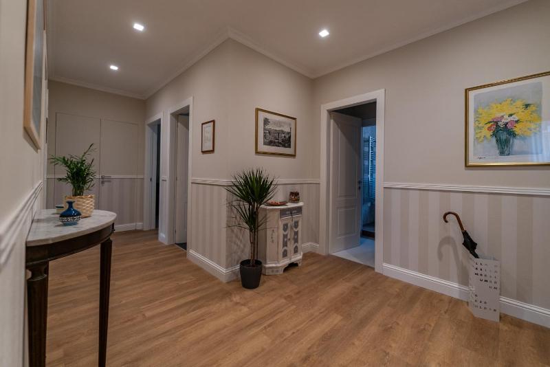 Nuances The Colosseum Apartment — отель с удобствами в Риме