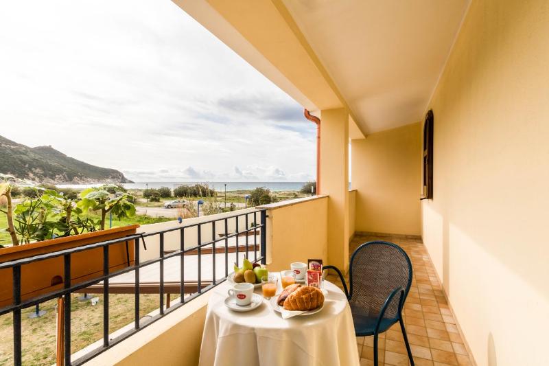 Villa del Mare a Solanas - Lussuoso hotel sulla spiaggia