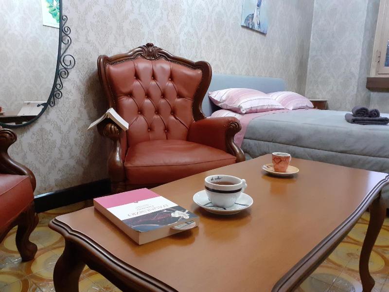 Meneghina House — забронировать отель в Милане