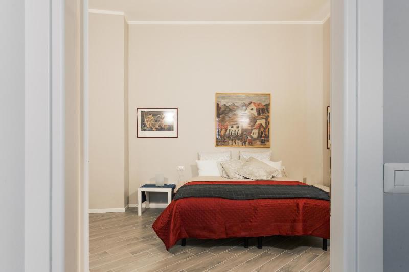 Cozy and Warm 1 bedroom apt - Via Sapeto — комфортный отель в Милане