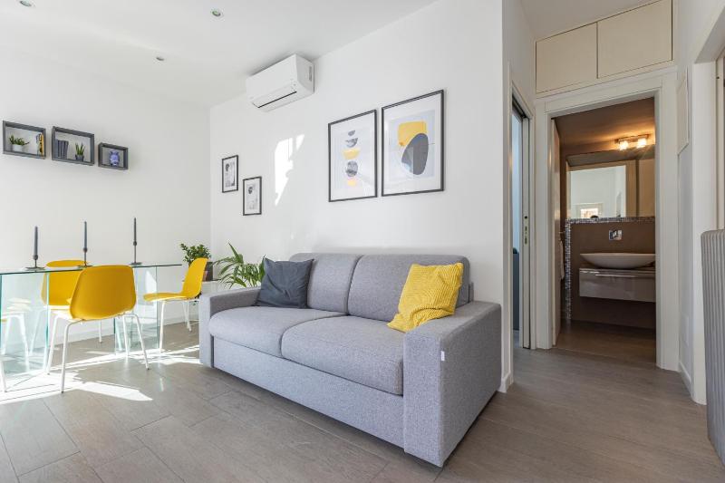 La Casa dei Miei - Apt con terrazzo in centro — комфортный отель в Неаполе