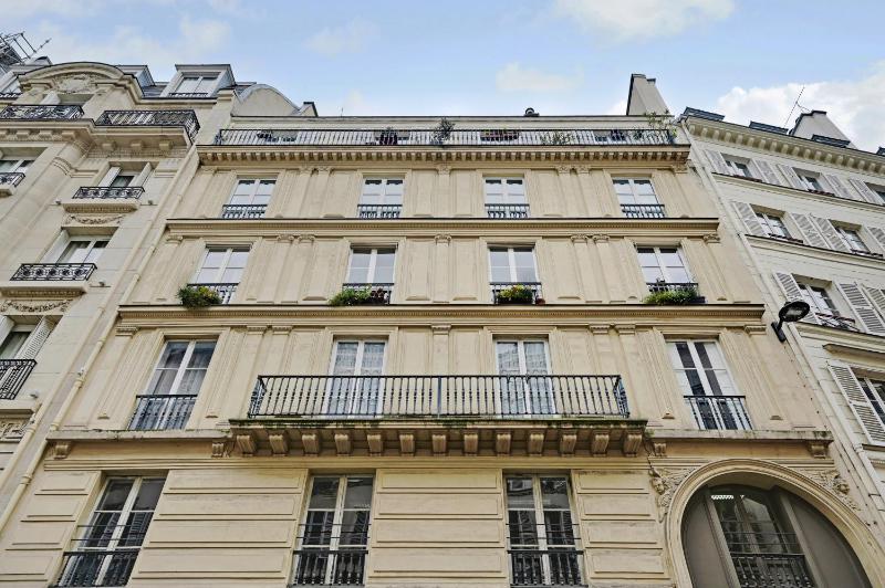 CMG - Gare Saint Lazare — забронировать отель в Париже