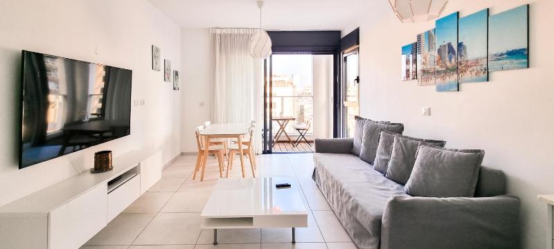 BnBIsrael Luxury Apartments Ben Yehuda Tulipe — отель с удобствами в Тель-Авиве