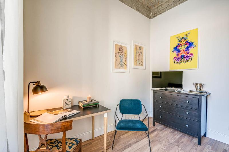Apartments Florence - Brunelleschi Santo Spirito — комфортный отель в Флоренции