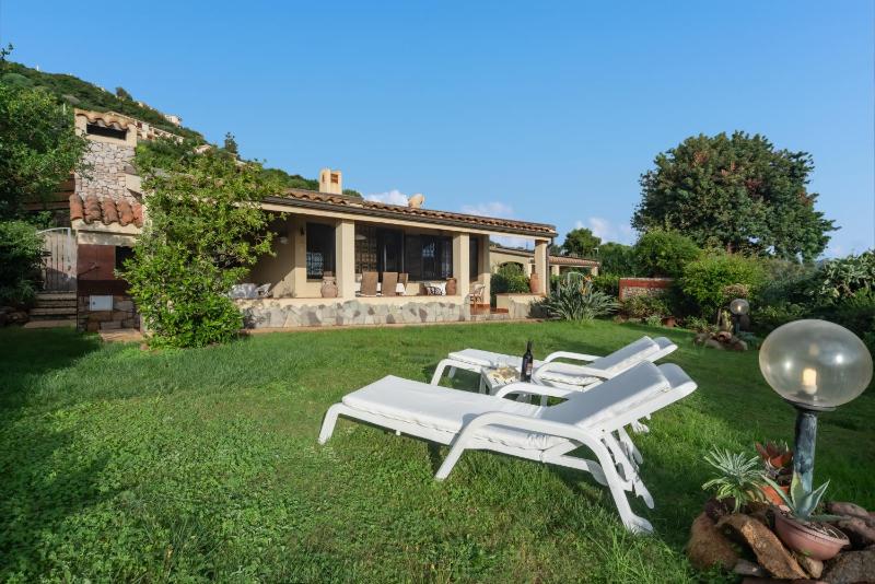 Villa Monica a Costa Rei - Confortevole Villa Vicino Mare
