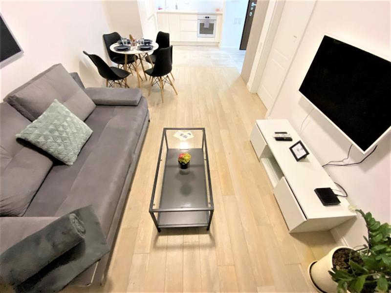 EXCLUSIVE 2BR! Apartment in CENTER +NETFLIX +GYM — отель с удобствами в Варшаве