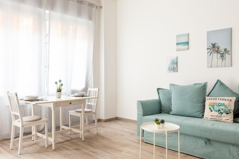 New loft close to Porta Vittoria - A.C. - WiFi — отель в Милане, Италия