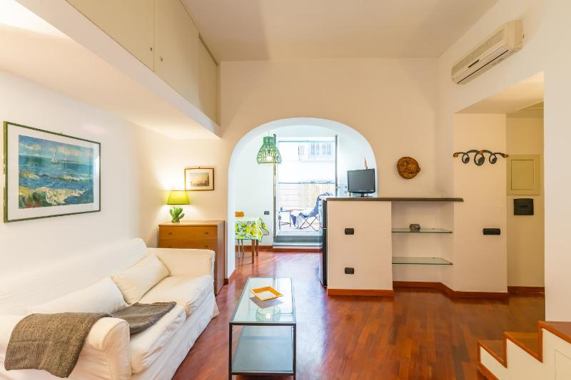 Parthenope's eye on the seafront by Napoliapartments — отзывы гостей и цены
