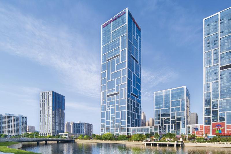 Crowne Plaza Dalian Xinghai, an IHG Hotel — отель с удобным расположением в Даляне