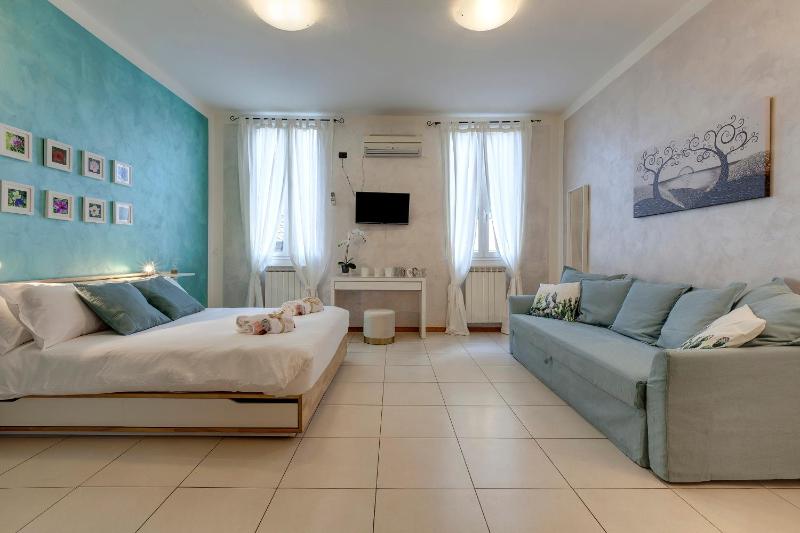Цены на Mamo Florence - Charlize Apartment в Флоренции