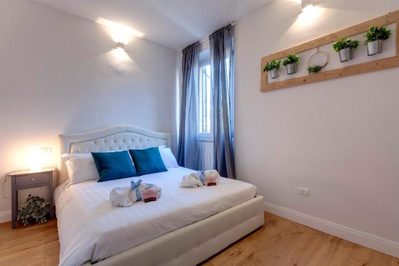 Mamo Florence - Abigail Apartment — отель с удобствами в Флоренции