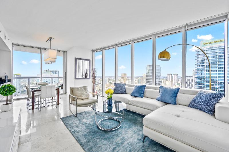 High Rise Luxury Ocean Corner Unit 2/2 - Icon Brickell — отель в Майами, Соединенные Штаты Америки