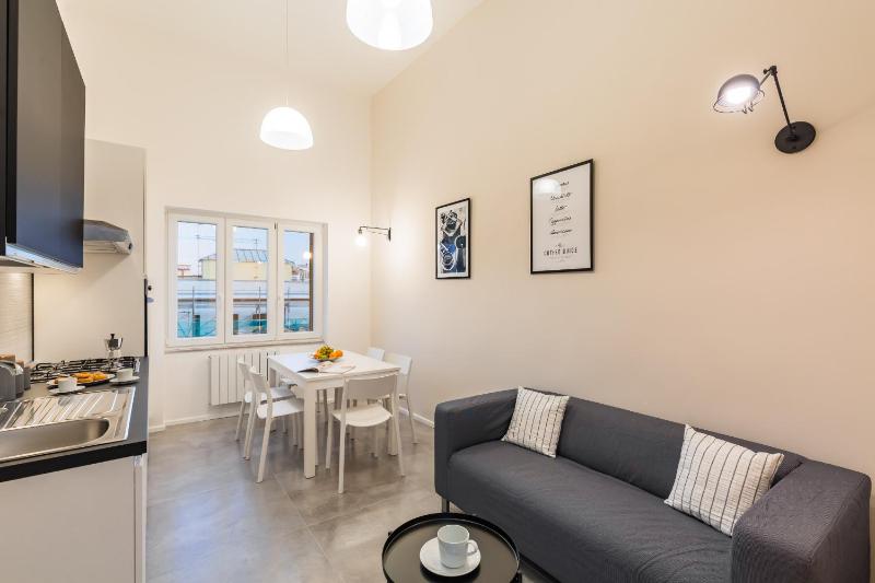 Arenella Family Apartment by Wonderful Italy — комфортный отель в Неаполе