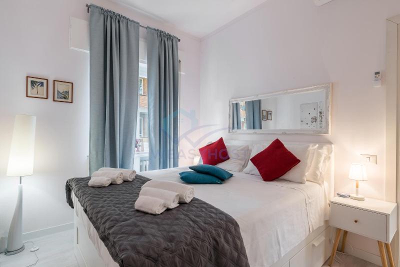 NEW in Rome! Little candy apt in Vatican — отель с удобным расположением в Риме
