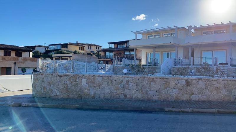 Aqualife2 Residence ad Arzachena - Relax vista piscina