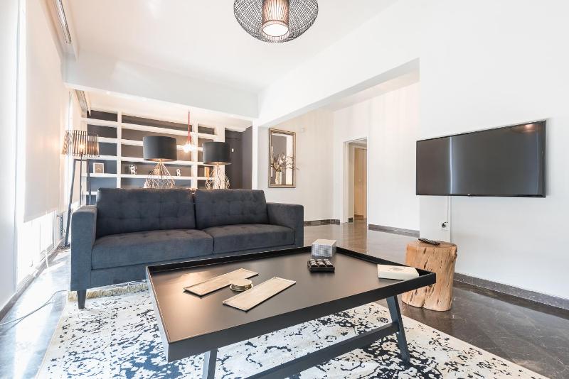 Traveler's Dream 4 brdm Renovated Penthouse — отель в Афины, Греция