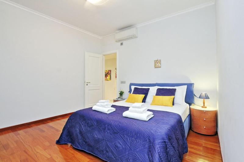 Luxury 2 bed Flat - Close to Vatican — отель с удобным расположением в Риме
