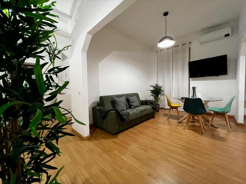 Цены на Conte Rosso Apartment в Риме