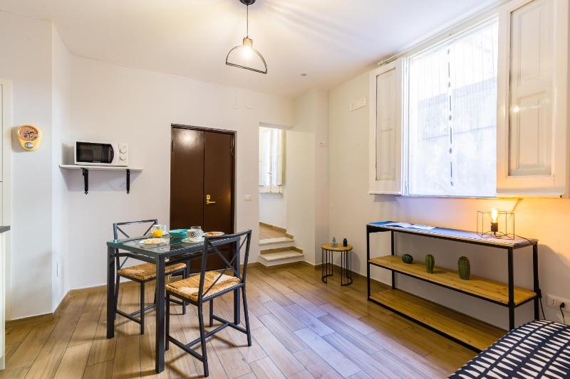 Porta Nolana Apartment by Wonderful Italy — отзывы гостей и цены