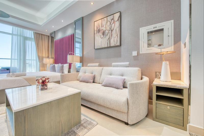 Lavish Studio at Bayz by Danube Business Bay by Deluxe Holiday Homes — забронировать отель в Дубае