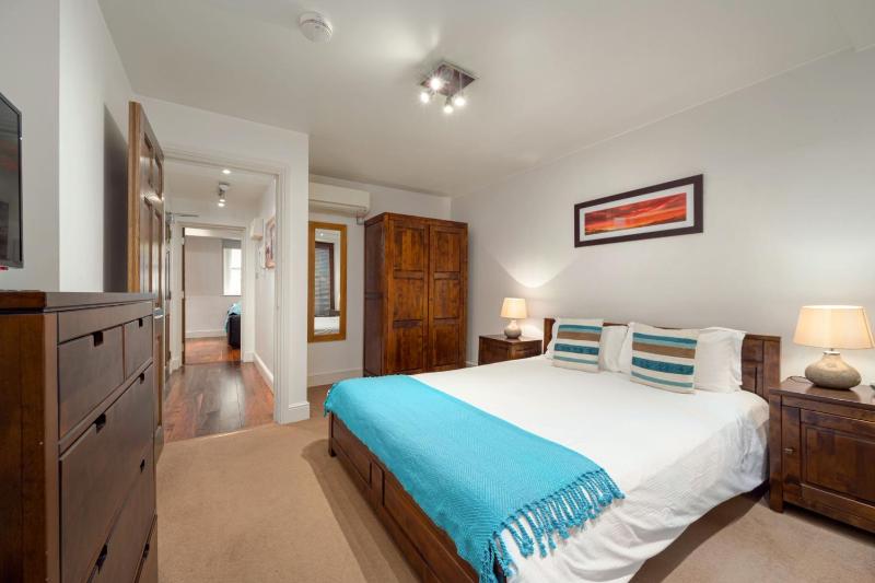 Apartment 4, 48 Bishopsgate by City Living London — отель с удобным расположением в Лондоне