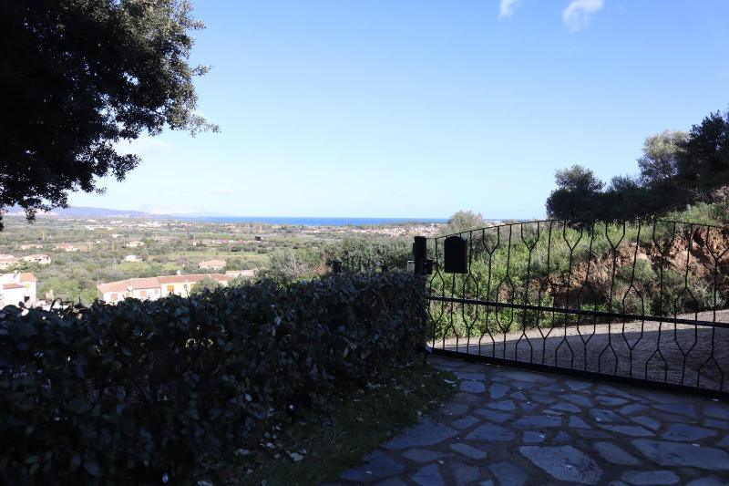 S'iscala a Budoni - Appartamento con Giardino Privato