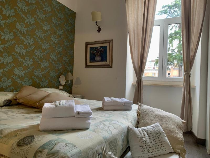 Цены на Guest House Casa Vicenza в Риме