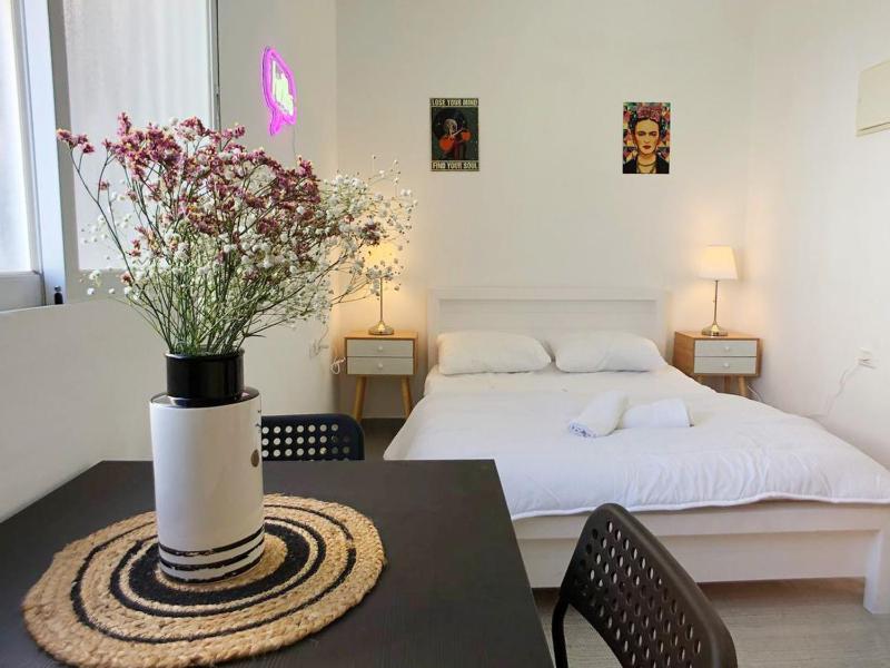 Цены на Lev Florentin Apartments в Тель-Авиве