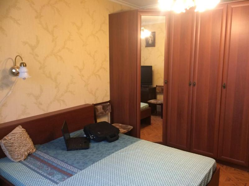 Nice and Cosy two bedrooms parking balcony apartment — отель с удобствами в риге