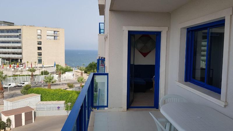 Alicante Hills Mountains and Ocean View Apartement — отель в Аликанте, Испания