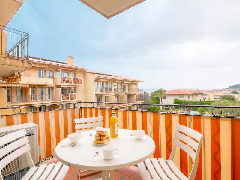 Apartment Eden Parc-4 by Interhome — забронировать отель в Сент-Тропезе