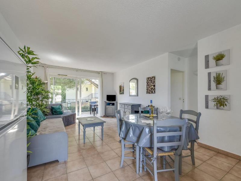 Apartment Le Jardin d'Artemis-2 by Interhome — отель с удобствами в Сент-Тропезе