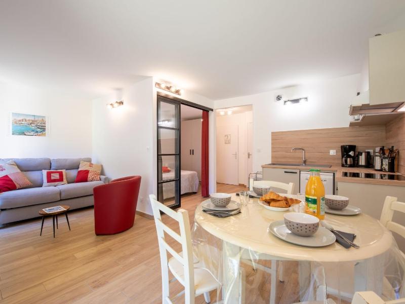 Apartment Caesar Domus-3 by Interhome — отель с удобствами в Сент-Тропезе