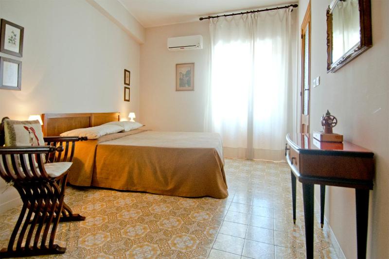 Mimì Rooms a Cagliari - Elegante rifugio nel centro