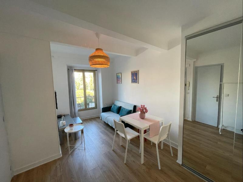 Nice Renting - JAURES - Cosy Flat - Nice old town - Great view - AirCon — отель с удобствами в Николь